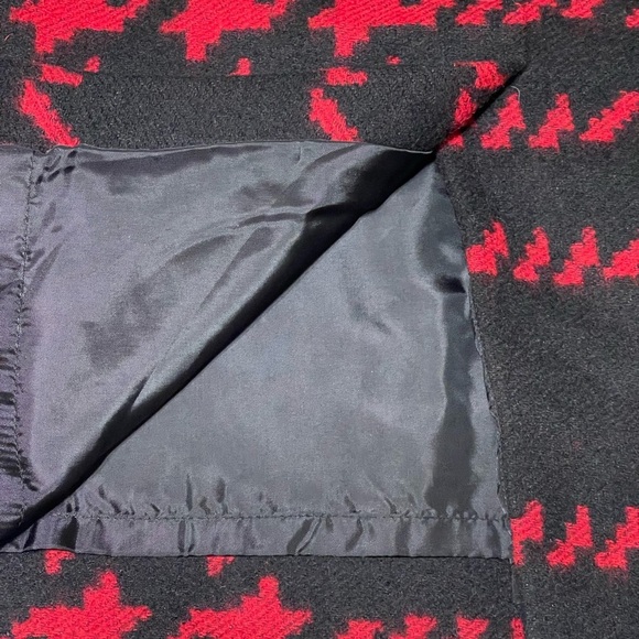 💥SALE💥TALBOTS Red Black Houndstooth Tweed Wool Blend Skirt SZ 8 - Picture 5 of 7